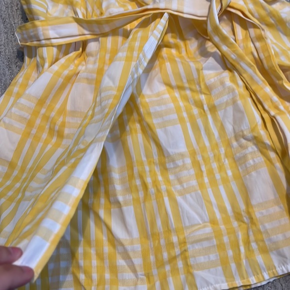 MOTHERHOOD MATERNITY YELLOW & white maternity top size medium - Picture 5 of 6